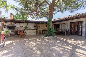 2439 Villa Maresole by Barbarhouse