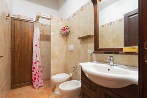 2439 Villa Maresole by Barbarhouse