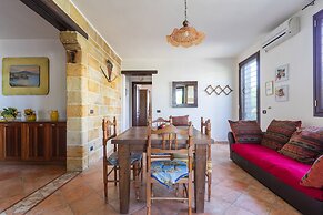 2439 Villa Maresole by Barbarhouse