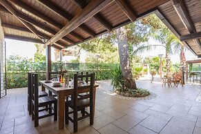 2439 Villa Maresole by Barbarhouse