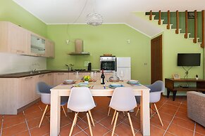 2286 Casa Robi by Barbarhouse