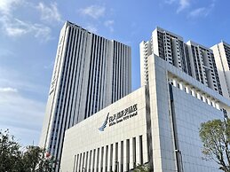 White Swan VYV Hotel