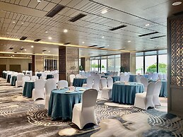 White Swan VYV Hotel