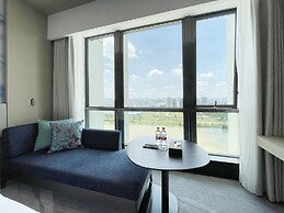 White Swan VYV Hotel