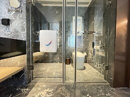 White Swan VYV Hotel