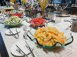 White Swan VYV Hotel