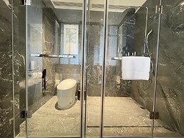 White Swan VYV Hotel