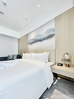 White Swan VYV Hotel