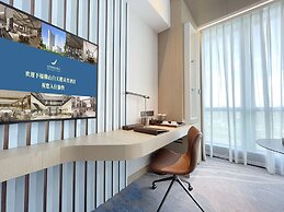 White Swan VYV Hotel