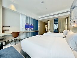 White Swan VYV Hotel