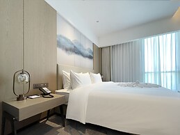 White Swan VYV Hotel