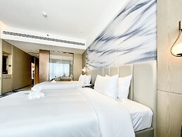 White Swan VYV Hotel