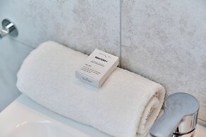 Studio Wrocław Gwiaździsta by Renters