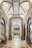 Almanac Palais Vienna