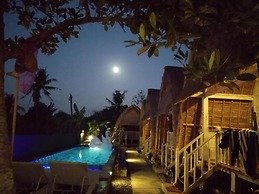 Honeybee Hut Lembongan