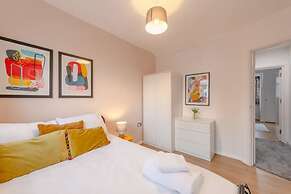 Central 3 Bedroom House With Garden