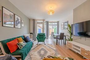 Central 3 Bedroom House With Garden