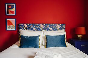 Central Belfast Apartments: Unique Retreat in the East