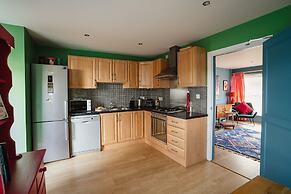 Central Belfast Apartments: Unique Retreat in the East