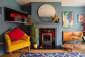 Central Belfast Apartments: Unique Retreat in the East