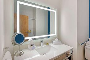 Best Western Plus Executive Residency Carlsbad Hotel