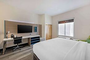 Best Western Plus Executive Residency Carlsbad Hotel