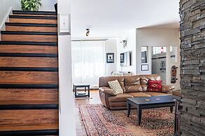 The Downtown Hive by Revelstoke Vacations