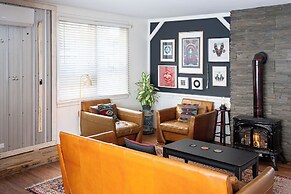 The Downtown Hive by Revelstoke Vacations