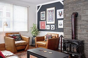The Downtown Hive by Revelstoke Vacations