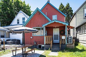 The Downtown Hive by Revelstoke Vacations