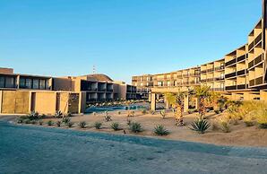 Condo Mir by TRVL2HM