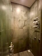 Condo Mir by TRVL2HM