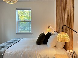 Cl113 Moonstone Acre