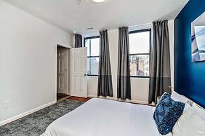 Amazing 2BD Steps From the Convention Center