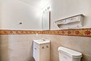 Amazing 2BD Steps From the Convention Center