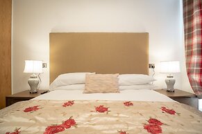 Gordonston Apartments