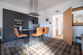 Gordonston Apartments