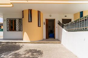 3055 Villetta Sunset by Barbarhouse