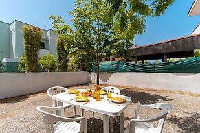 3055 Villetta Sunset by Barbarhouse