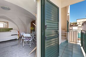 2341 Villino Salsedine by Barbarhouse