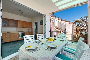 2341 Villino Salsedine by Barbarhouse