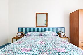 2341 Villino Salsedine by Barbarhouse