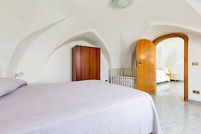 2341 Villino Salsedine by Barbarhouse