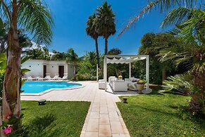 3111 Villa Carra by Perle di Puglia