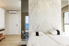 Kahlua Sea View Suites