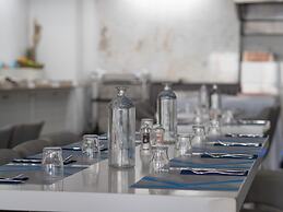 Kahlua Sea View Suites