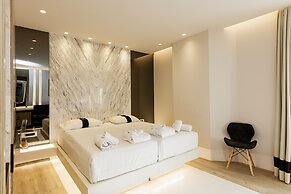 Kahlua Sea View Suites