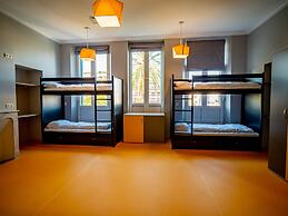 Banana's Camp - Hostel