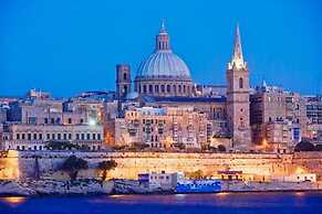 Cozy Couples Apartment in Qawra