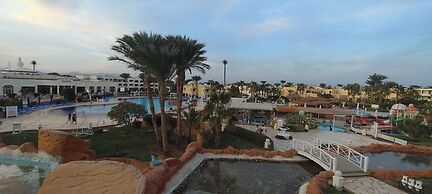 Regency Plaza Aqua Park & SPA